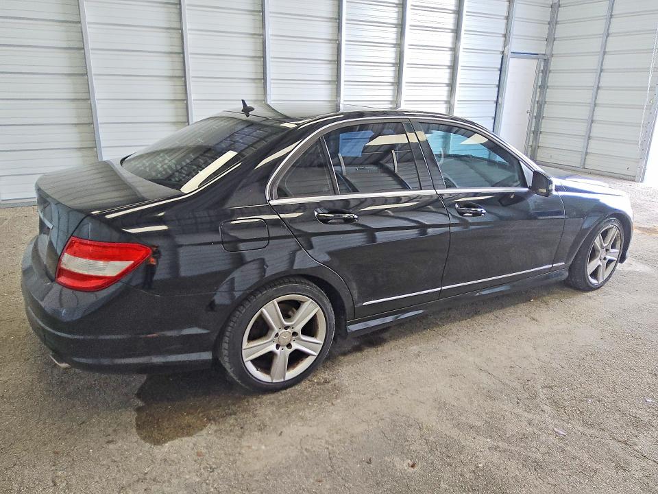 2010 Mercedes-benz C class VIN WDDGF5EB2AR088623 COPART salvage auction — MECHANICAL, FL - CERT OF TITLE-REBUILT, sold $750 on 2026-08-09 (photo 3)