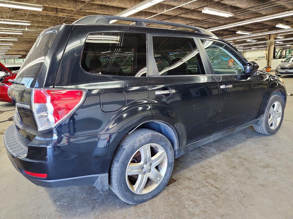 2010 Subaru Forester VIN JF2SH6CC9AH725417 COPART salvage auction — MECHANICAL, IL - CERTIFICATE OF TITLE, sold $700 on 2026-07-29 (photo 3)