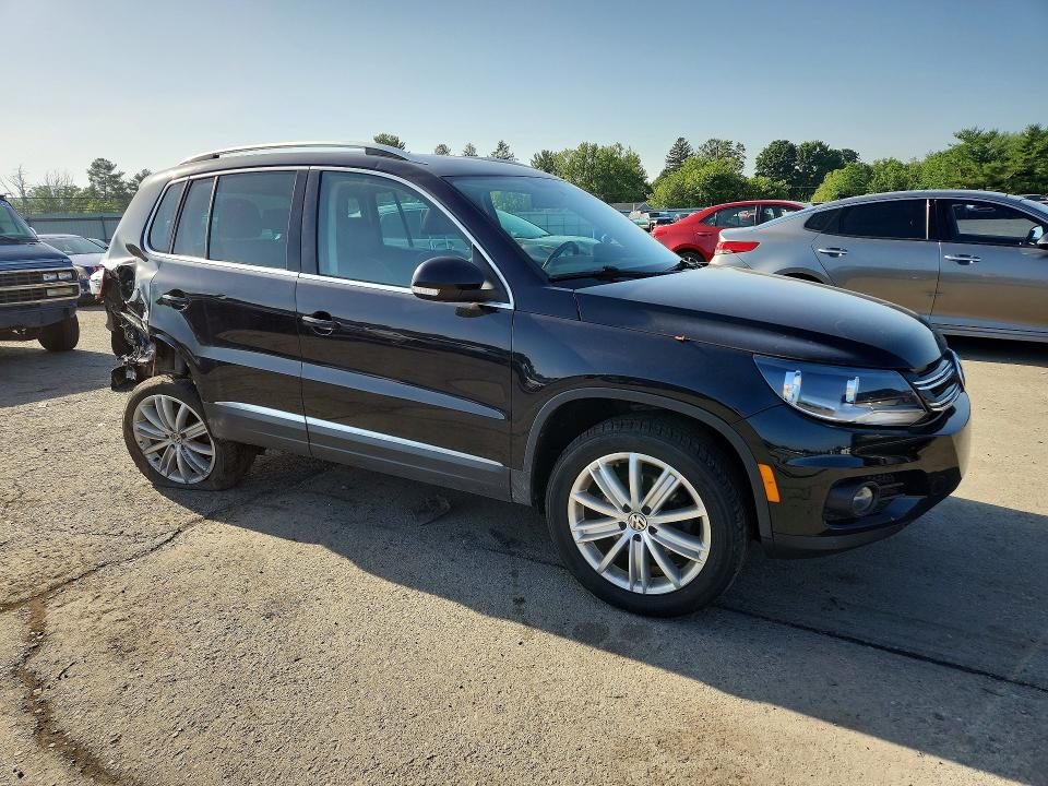 2013 Volkswagen Tiguan VIN WVGBV3AX7DW596696 COPART salvage auction — REAR END, Pa - Certificate Of Salvage, sold $1,100 on 2026-08-07 (photo 4)