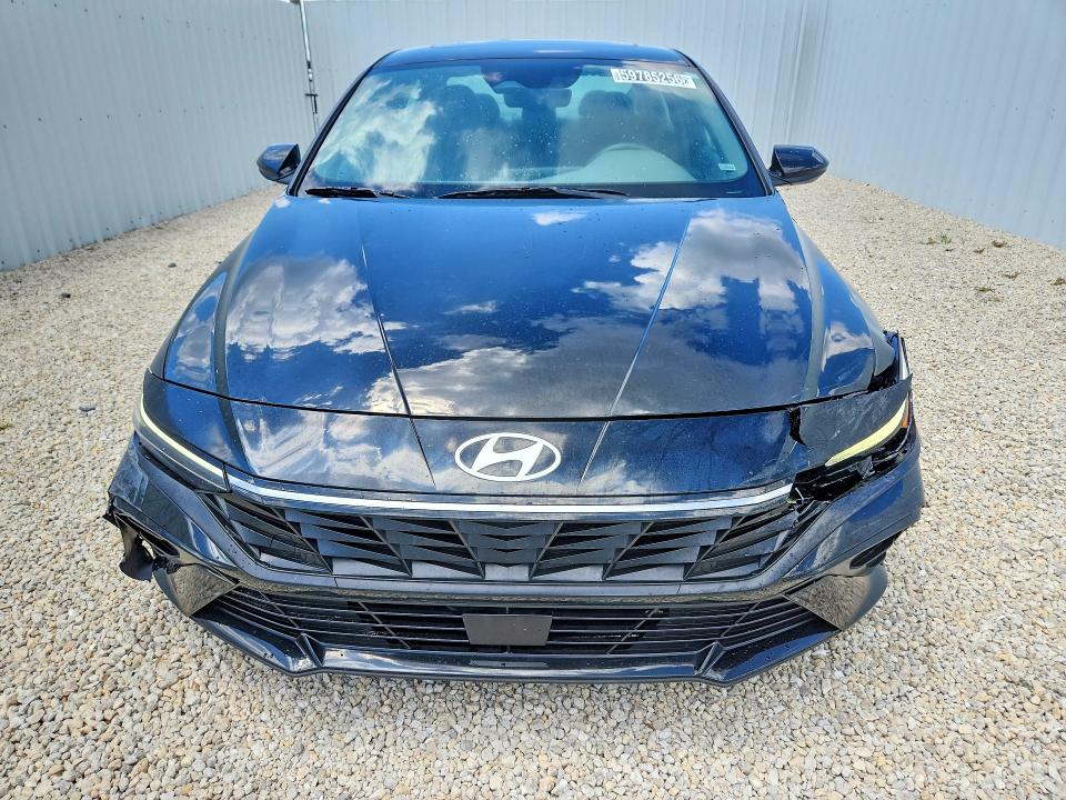 2025 Hyundai Elantra VIN KMHLS4DG9SU904457 COPART salvage auction — REAR END, Fl - Cert Of Title Slvg Rebuildable (P), sold $6,000 on 2026-07-13 (photo 5)