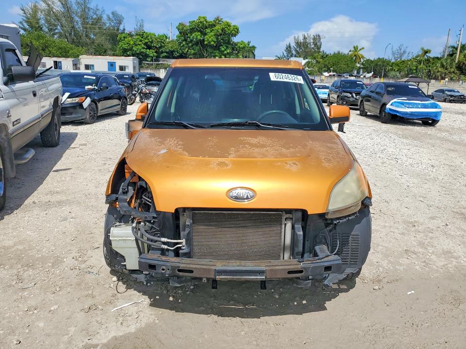 2011 Kia Soul VIN KNDJT2A20B7318136 COPART salvage auction — FRONT END, FL - CERT OF TITLE SLVG REBUILDABLE, sold $375 on 2026-07-24 (photo 5)