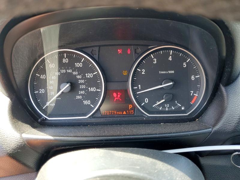 2012 BMW 1er VIN WBAUP9C56CVL91362 COPART salvage auction — MINOR DENT/SCRATCHES, CA - DIS/DLR/EXP ONLY CLEAN TITLE, sold $725 on 2026-07-24 (photo 9)