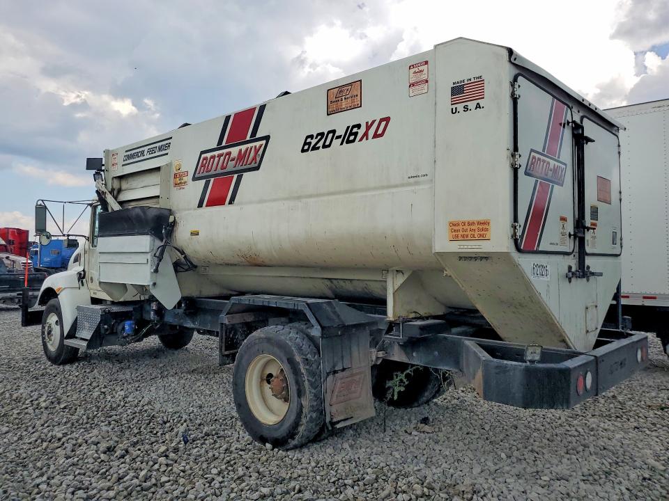 2022 Kenworth T370 VIN 2NKHHJ7X4NM106819 COPART salvage auction — MINOR DENT/SCRATCHES, NE - CERT OF TITLE-SALVAGE, sold $50,000 on 2026-08-13 (photo 2)