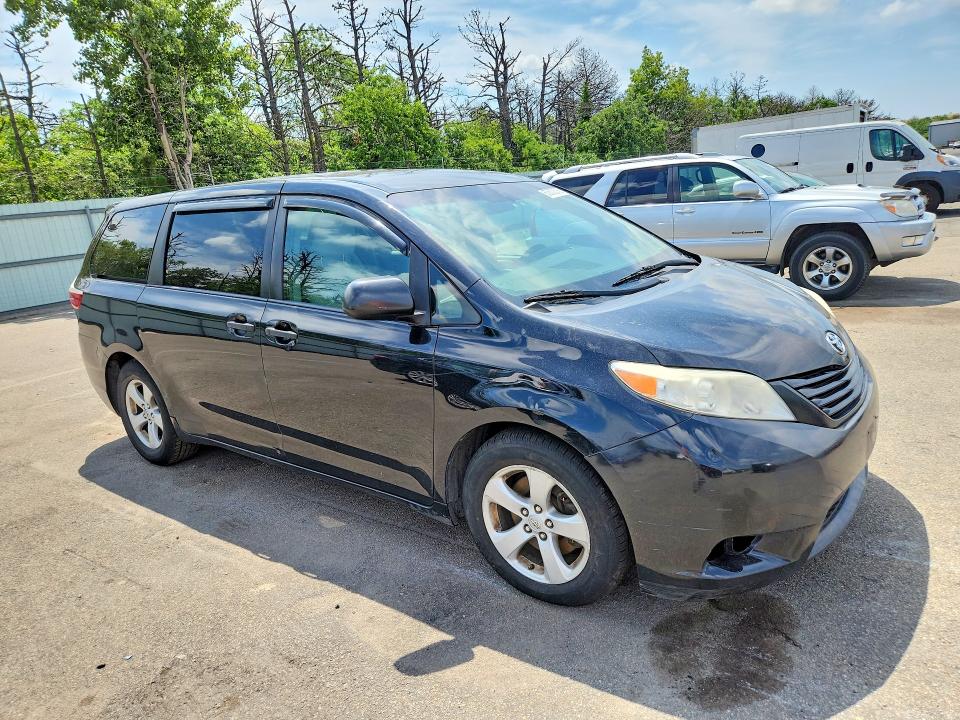2017 Toyota Sienna VIN 5TDZZ3DC7HS836738 COPART salvage auction — MECHANICAL, Salvage Title, sold $1,150 on 2026-07-20 (photo 4)