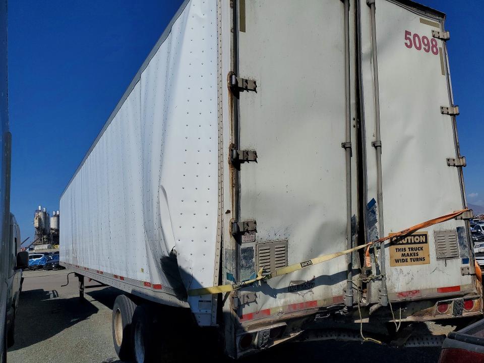 2011 Wabash Unknown VIN 1JJV532V3BL370661 COPART salvage auction — REAR END, CA - SALVAGE CERTIFICATE, sold $375 on 2026-10-08 (photo 2)