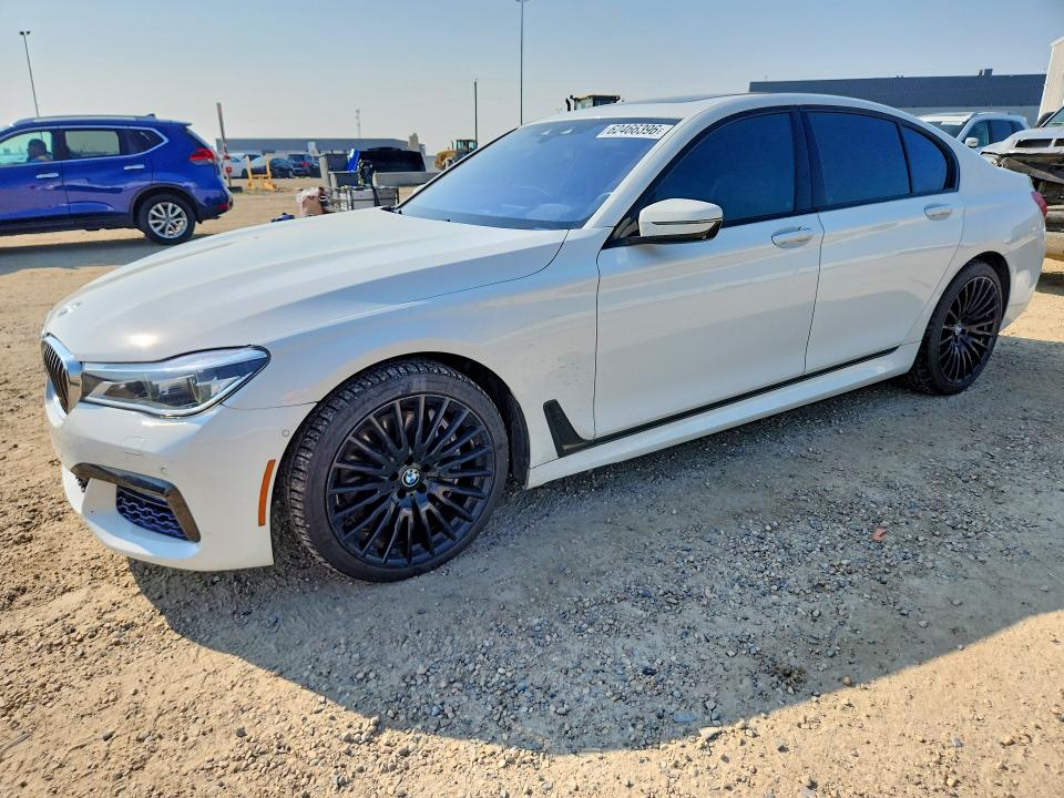 2017 BMW 7er VIN WBA7B0C33HG527139 — COPART salvage auction photo
