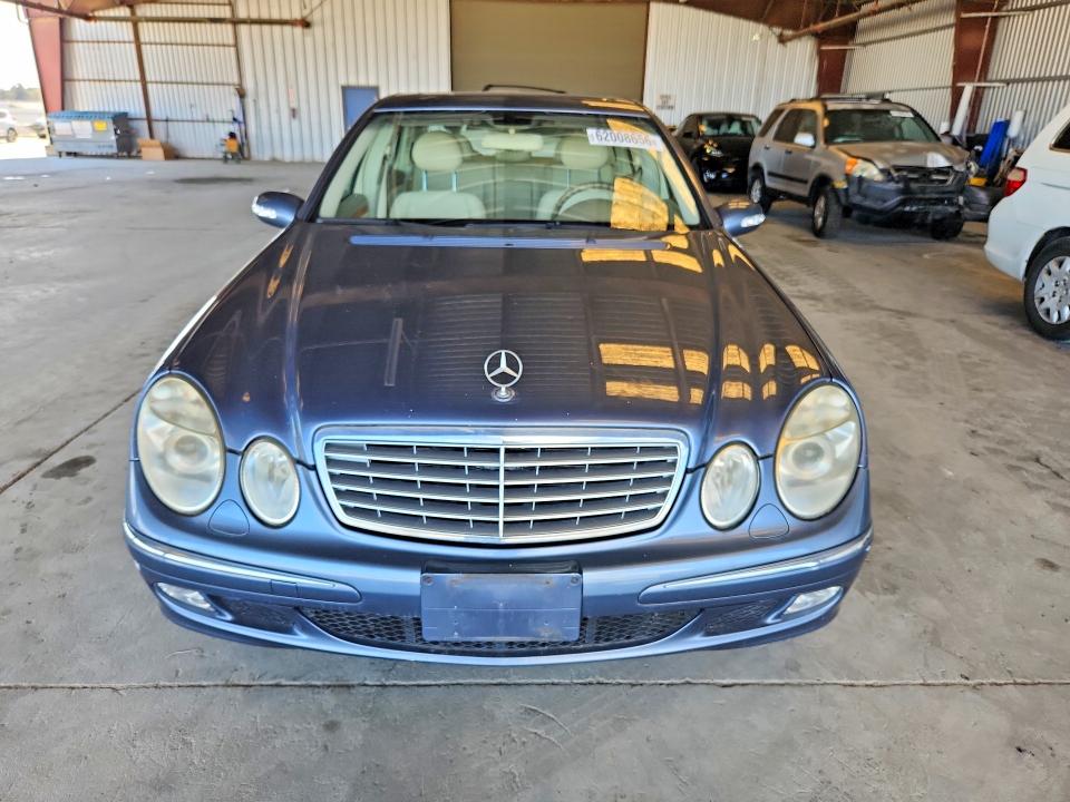 2004 Mercedes-benz E-class VIN WDBUF82J24X111293 COPART salvage auction — MINOR DENT/SCRATCHES, CA - DIS/DLR/EXP ONLY CLEAN TITLE, sold $400 on 2026-07-27 (photo 5)