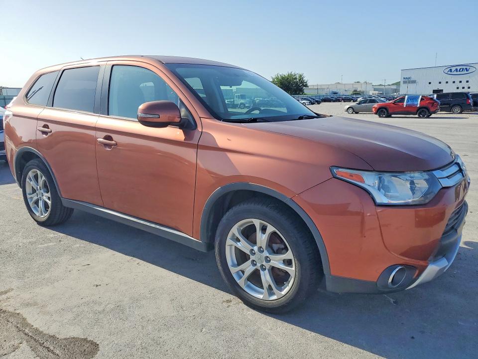 2015 Mitsubishi Outlander VIN JA4AD3A39FZ006929 COPART salvage auction — MECHANICAL, Ok - Certificate Of Title, sold $625 on 2026-07-22 (photo 4)