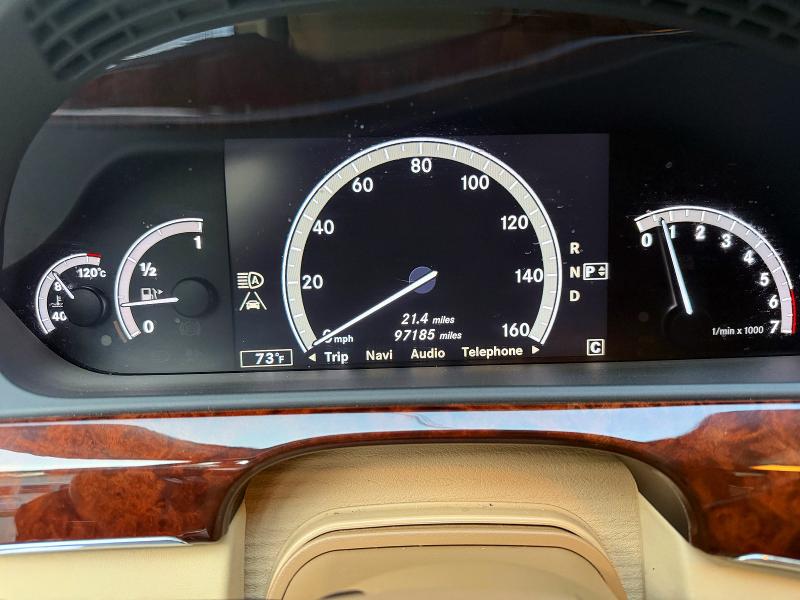2010 Mercedes-benz S-klasse VIN WDDNG7GB2AA353780 COPART salvage auction — MINOR DENT/SCRATCHES, Fl - Dealer Only Clean Title (P), sold $1,350 on 2026-08-12 (photo 8)