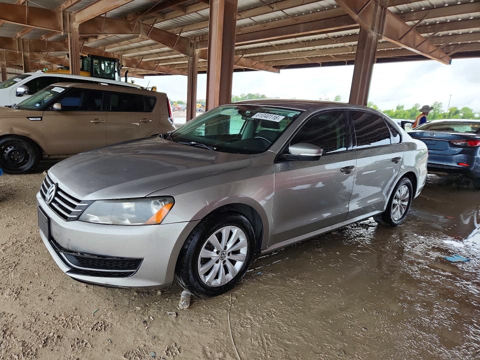 2014 Volkswagen Passat VIN 1VWAT7A31EC086385 COPART salvage auction — NORMAL WEAR, Tx - Cert Of Title-Rebuilt Salvage, sold $1,150 on 2026-07-17 (photo 1)