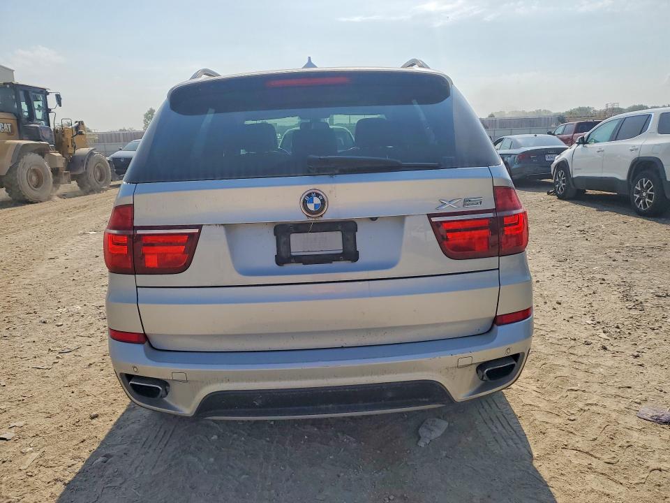 2012 BMW X5 VIN 5UXZV8C54CL422174 COPART salvage auction — MINOR DENT/SCRATCHES, Ks - Dealer Only Clean Title, sold $450 on 2026-07-28 (photo 6)