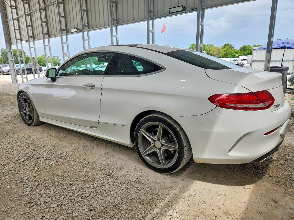 2017 Mercedes-benz C-klasse VIN WDDWJ4JB3HF392677 COPART salvage auction — MINOR DENT/SCRATCHES, Salvage Title, sold $3,100 on 2026-08-12 (photo 2)