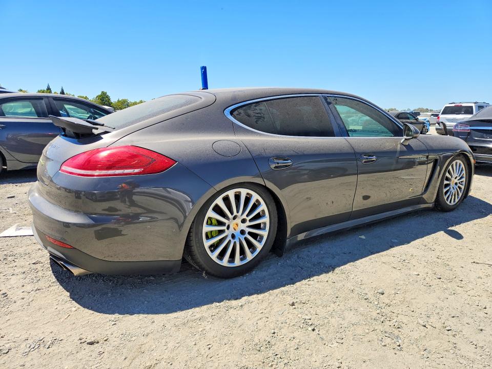 2015 Porsche Panamera VIN WP0AD2A76FL040283 COPART salvage auction — REAR END, Ca - Dis/Dlr/Exp Only Clean Title, sold $15 on 2026-07-28 (photo 3)