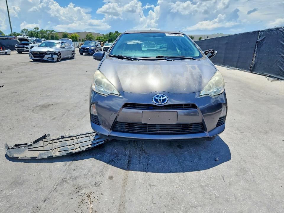 2013 Toyota Prius VIN JTDKDTB30D1535965 COPART salvage auction — FRONT END, Fl - Cert Of Title Slvg Rebuildable, sold $325 on 2026-07-21 (photo 5)