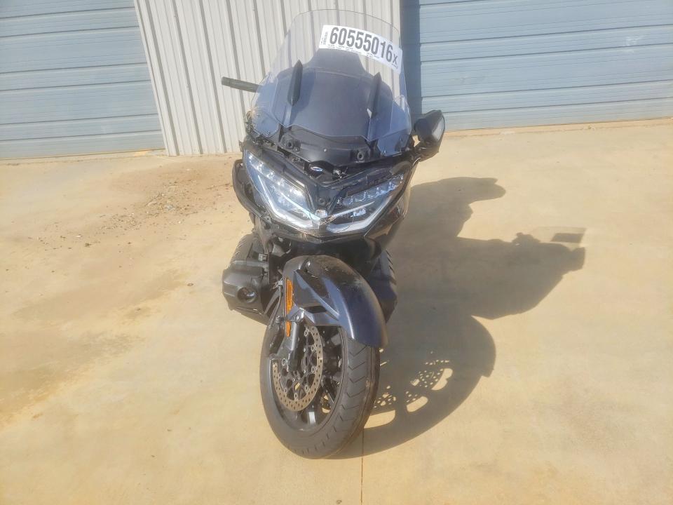 2022 Honda Gl1800c VIN JH2SC7907NK400121 COPART salvage auction — FRONT END, Nc - Salvage Certificate Of Title, sold $8,400 on 2026-07-16 (photo 2)