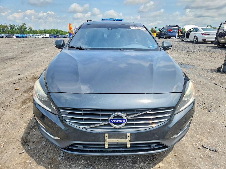 2015 Volvo S60 VIN YV149MFK5F1343312 COPART salvage auction — REAR END, Va - Cert Of Title - Salvage, sold $2,700 on 2026-08-12 (photo 5)