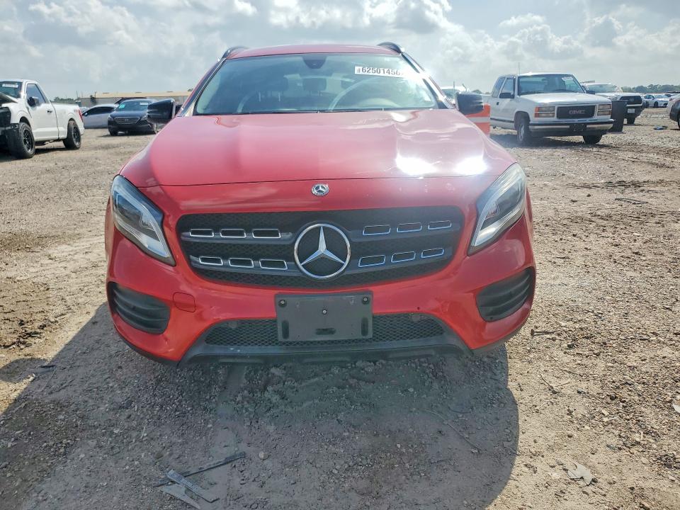 2019 Mercedes-benz Gla-klasse VIN WDCTG4EB4KU003645 COPART salvage auction — MINOR DENT/SCRATCHES, Tx - Certificate Of Title, sold $5,400 on 2026-08-10 (photo 5)