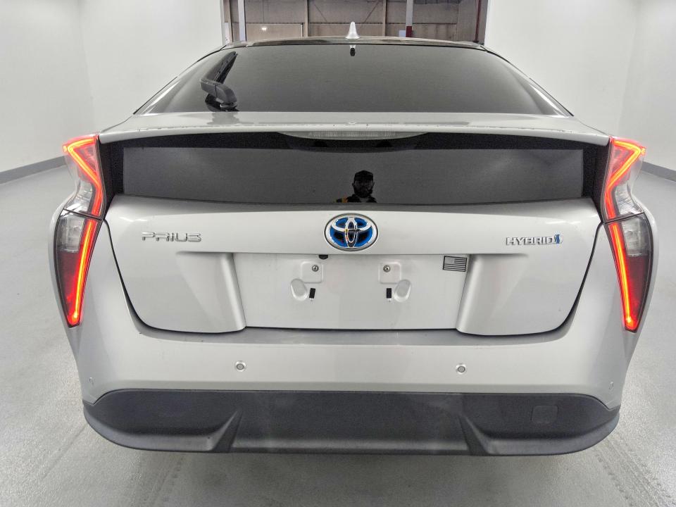 2018 Toyota Prius VIN JTDKARFU6J3064385 COPART salvage auction — FRONT END, CA - CERTIFICATE OF TITLE, sold $3,650 on 2026-07-28 (photo 6)