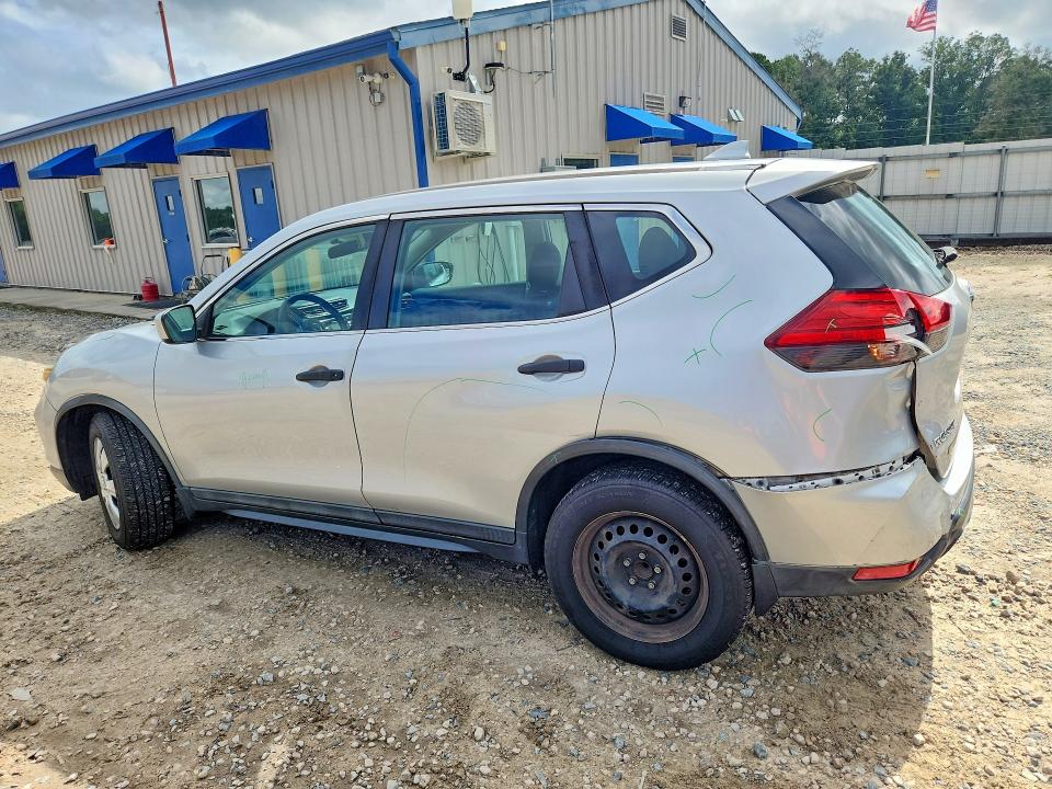 2017 Nissan Rogue VIN 5N1AT2MT0HC813680 COPART salvage auction — REAR END, Fl - Cert Of Title Slvg Rebuildable, sold $1,600 on 2026-07-31 (photo 2)