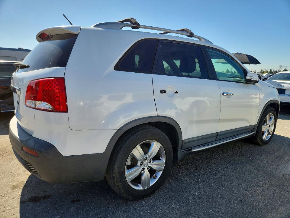 2012 Kia Sorento VIN 5XYKU4A25CG298287 COPART salvage auction — MECHANICAL, CA - DIS/DLR/EXP ONLY CLEAN TITLE, sold $1,300 on 2026-07-09 (photo 3)