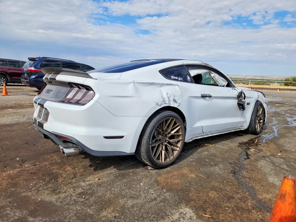 2019 Ford Mustang VIN 1FA6P8CF2K5153026 COPART salvage auction — ROLLOVER, Nm - Cert Of Title-Salvage, sold $7,400 on 2026-08-20 (photo 3)
