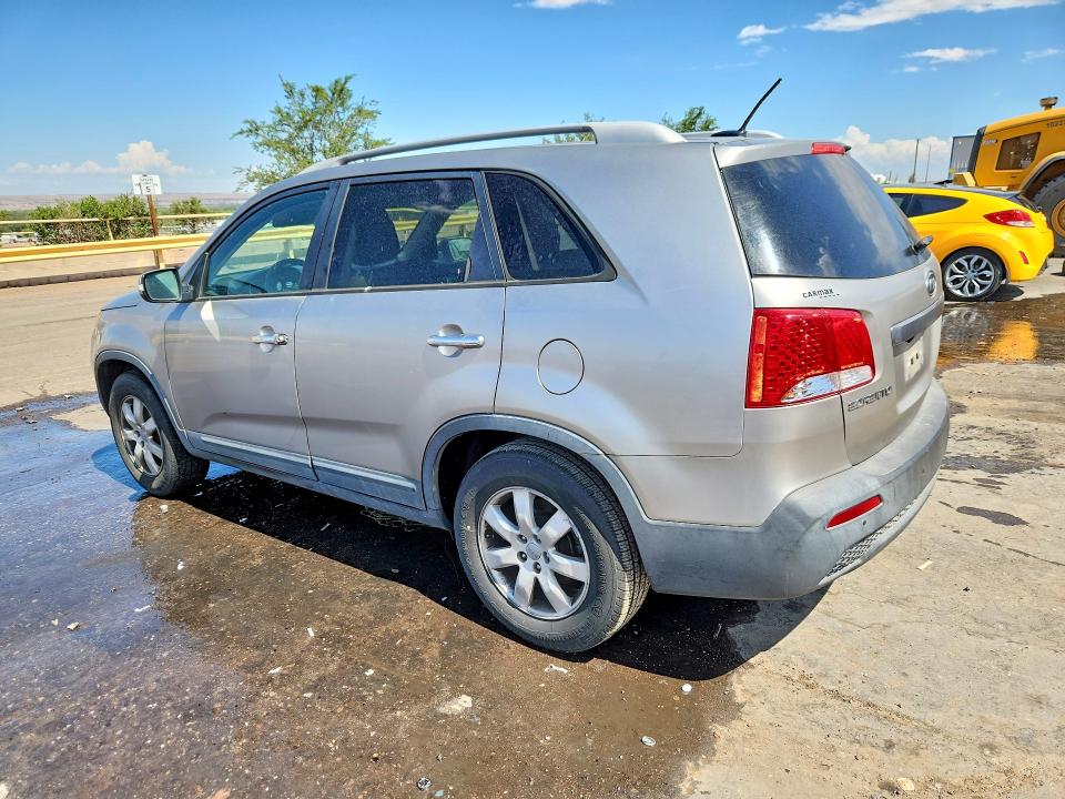 2013 Kia Sorento VIN 5XYKT3A68DG418293 COPART salvage auction — MECHANICAL, Nm - Certificate Of Title, sold $275 on 2026-07-30 (photo 2)