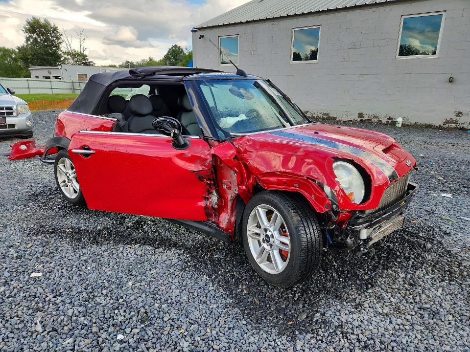 2011 Mini Cooper VIN WMWZP3C5XBTX82656 COPART salvage auction — FRONT END, NY - MV-907A SALVAGE CERTIFICATE, sold $375 on 2026-08-14 (photo 4)