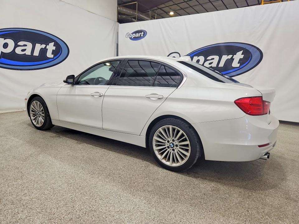 2012 BMW VIN WBA3C1C51CF432192 COPART salvage auction — MINOR DENT/SCRATCHES, Ca - Dis/Dlr/Exp Only Clean Title, sold $1,300 on 2026-07-14 (photo 2)