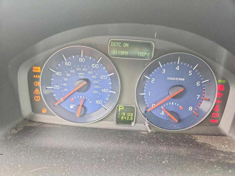 2010 Volvo S40 VIN YV1672MHXA2488472 COPART salvage auction — MINOR DENT/SCRATCHES, VA - CERTIFICATE OF TITLE, sold $275 on 2026-07-28 (photo 9)