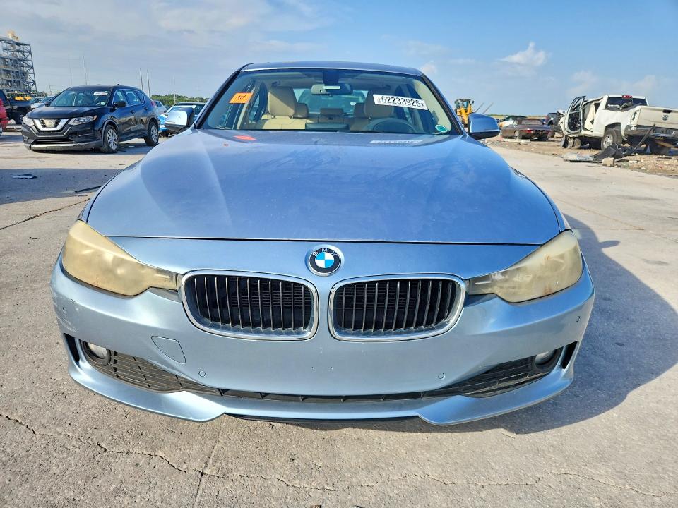 2014 BMW 3er VIN WBA3D3C5XEK156338 COPART salvage auction — WATER/FLOOD, La - Cert Of Title-Salvage Flood, sold $325 on 2026-08-05 (photo 5)