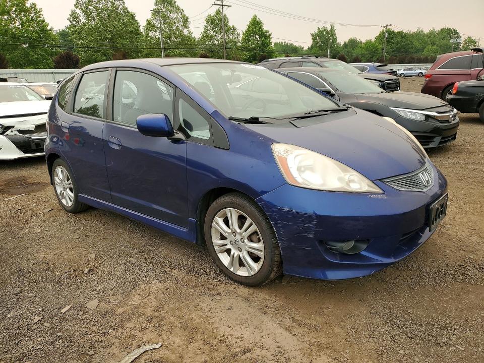 2011 Honda Fit VIN JHMGE8H57BC008823 COPART salvage auction — MECHANICAL, CT - CERT OF TITLE-SALVAGE, sold $875 on 2026-07-21 (photo 4)