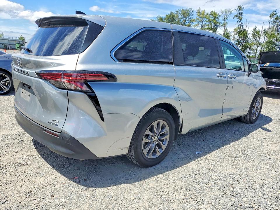 2021 Toyota Sienna VIN 5TDYSKFC6MS002655 COPART salvage auction — FRONT END, WA - BILL OF SALE, sold $15,000 on 2026-07-20 (photo 3)