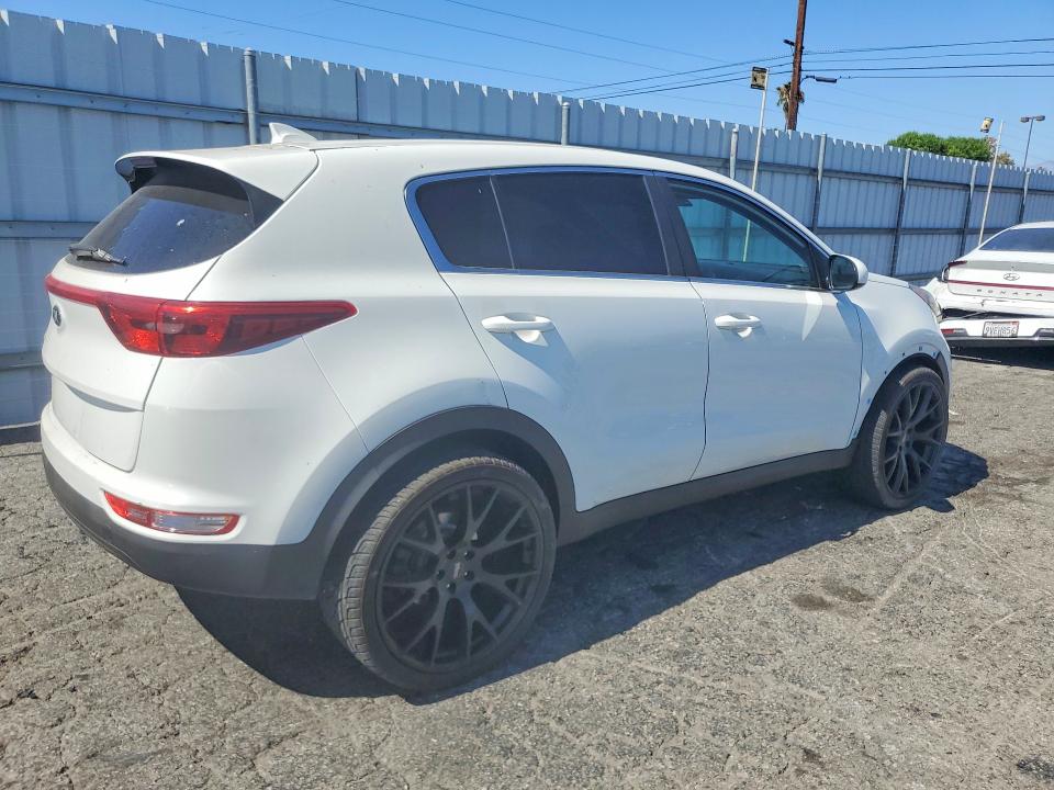 2019 Kia Sportage VIN KNDPM3AC6K7526009 COPART salvage auction — MINOR DENT/SCRATCHES, Ca - Salvage Certificate, sold $2,850 on 2026-07-27 (photo 3)