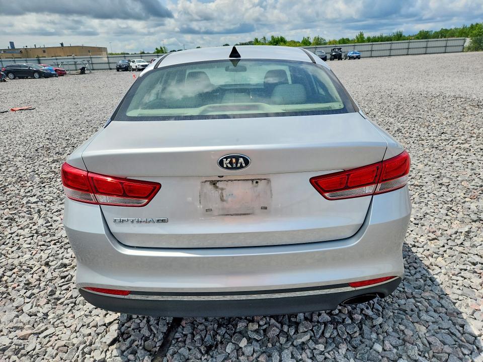 2016 Kia Optima VIN 5XXGT4L31GG015442 COPART salvage auction — MINOR DENT/SCRATCHES, WI - CERTIFICATE OF TITLE, sold $1,000 on 2026-07-27 (photo 6)