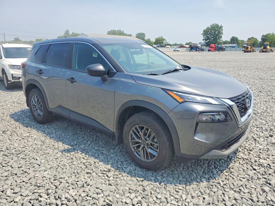 2023 Nissan Rogue VIN 5N1BT3AB6PC931401 COPART salvage auction — HAIL, Oh - Cert Of Title-Salvage, sold $11,100 on 2026-08-20 (photo 4)