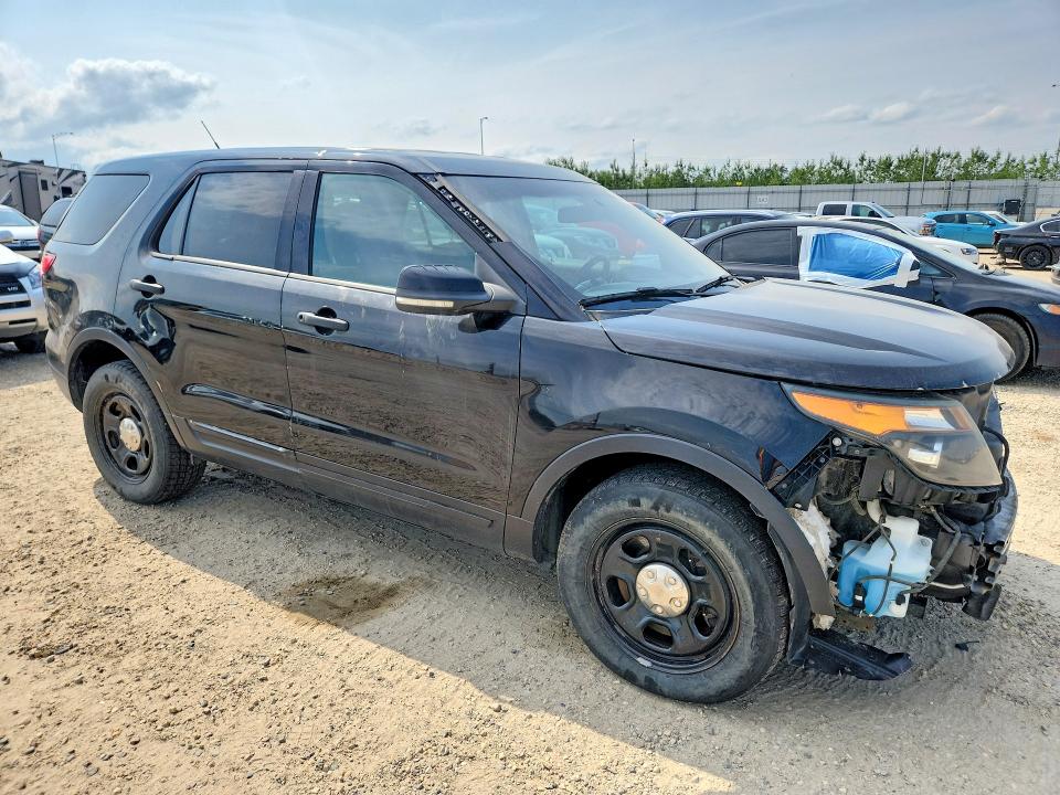 2015 Ford Explorer VIN 1FM5K8AR1FGC17970 COPART salvage auction — VANDALISM, Salvage Title, sold $825 on 2026-08-20 (photo 4)