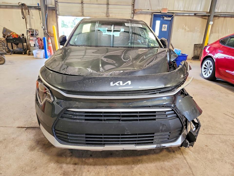 2026 Kia Niro VIN KNDCP3LE2T5322910 COPART salvage auction — FRONT END, PA - CERT OF TITLE, sold $4,100 on 2026-07-22 (photo 5)