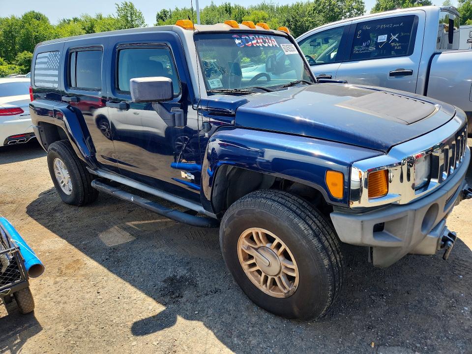 2007 Hummer H3 VIN 5GTDN13E378172303 COPART salvage auction — MINOR DENT/SCRATCHES, RI - CERTIFICATE OF TITLE, sold $450 on 2026-07-27 (photo 4)