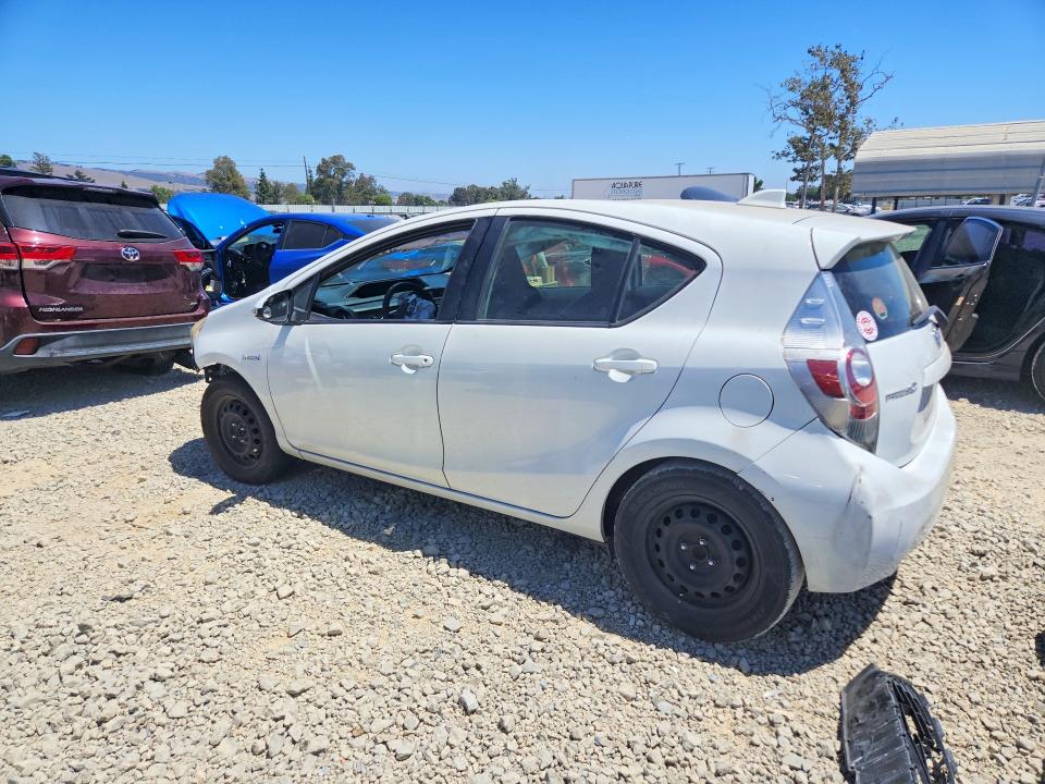 2015 Toyota Prius VIN JTDKDTB30F1089173 COPART salvage auction — FRONT END, Ca - Salvage Certificate, sold $600 on 2026-07-16 (photo 2)