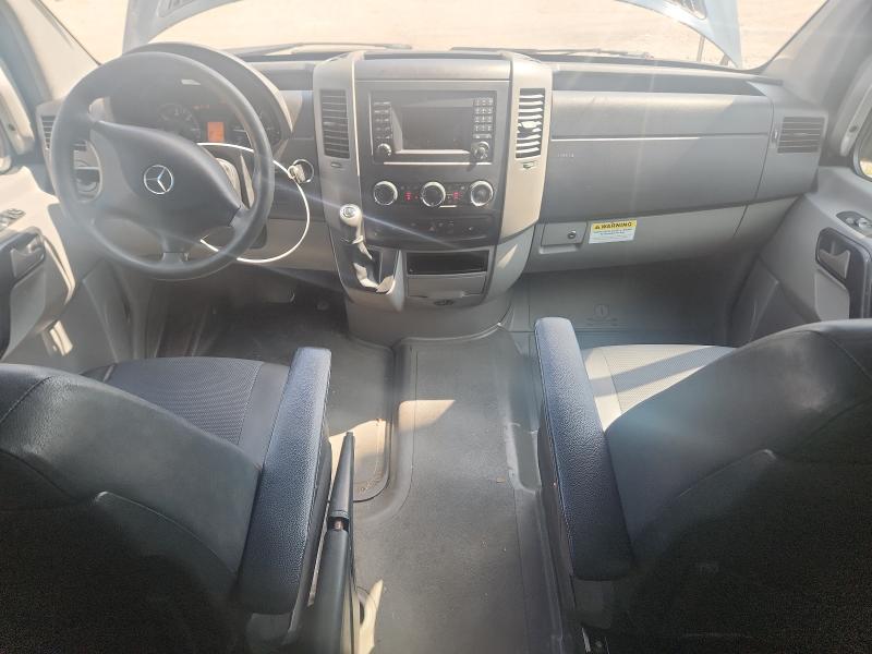 2017 Mercedes-benz Sprinter VIN WDZPE7CD5HP517403 COPART salvage auction — MINOR DENT/SCRATCHES, In - Cert Of Title-Salvage Title, sold $90 on 2026-08-19 (photo 8)