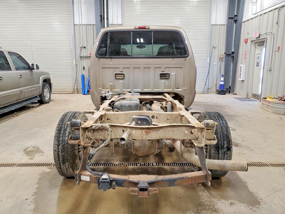 2005 Ford F350 VIN 1FTWW31P45EC34111 COPART salvage auction — MINOR DENT/SCRATCHES, Wy - Certificate Of Title - Rebuilt, sold $3,250 on 2026-07-29 (photo 6)
