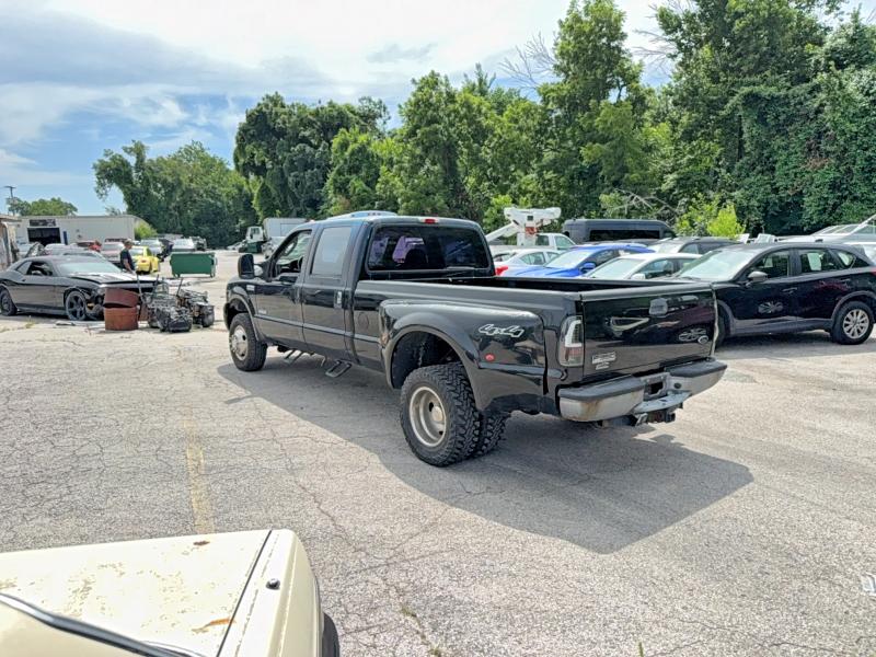 2006 Ford F-350 super duty VIN 1FTWW33P86EA38834 COPART salvage auction — SIDE, Mt - Dealer Only Clean Title (P), sold $2,750 on 2026-07-09 (photo 3)