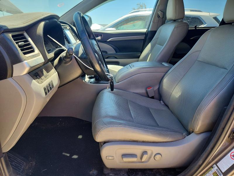 2017 Toyota Highlander hybrid VIN 5TDDGRFH5HS029565 COPART salvage auction — FRONT END, CA - SALVAGE CERTIFICATE, sold $9,500 on 2026-08-11 (photo 7)