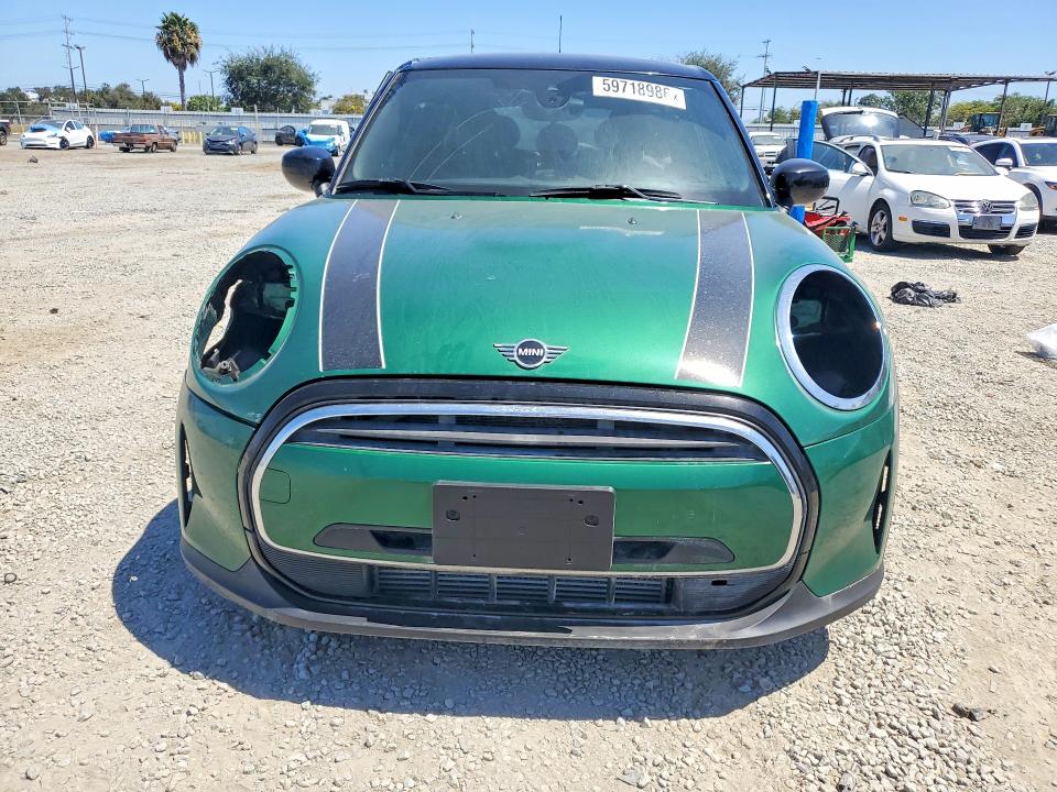 2022 Mini Cooper VIN WMW33DK08N2R94303 COPART salvage auction — SIDE, Ca - Salvage Certificate, sold $2,750 on 2026-07-17 (photo 5)