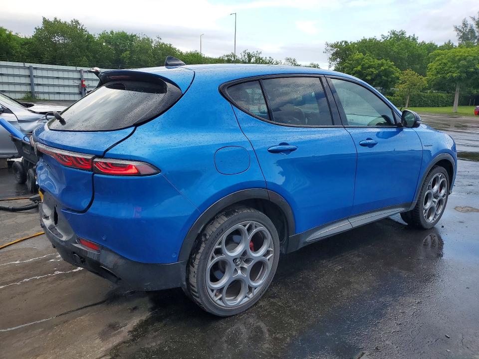 2024 Alfa romeo Tonale VIN ZASPATDW2R3046585 COPART salvage auction — REAR END, Fl - Cert Of Title Slvg Rebuildable, sold $10,000 on 2026-08-05 (photo 3)