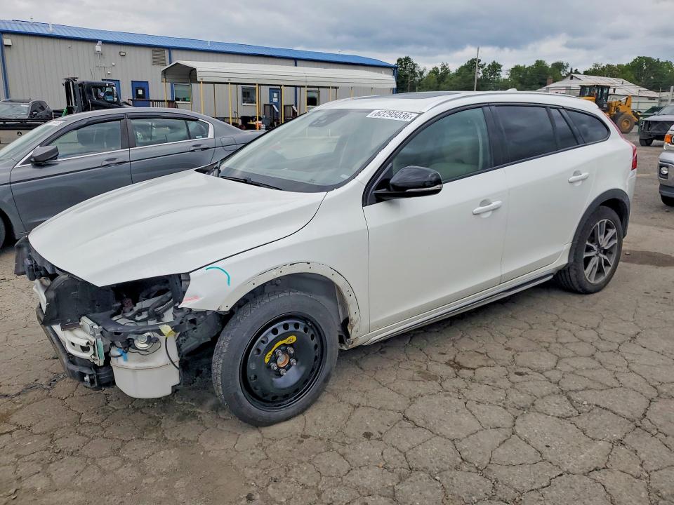 2015 Volvo V60 VIN YV4612HM5F1000893 COPART salvage auction — FRONT END, Pa - Certificate Of Salvage, sold $675 on 2026-08-04 (photo 1)