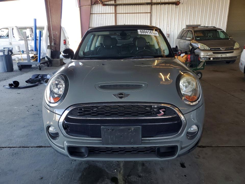 2017 Mini Cooper VIN WMWXP7C52H3B94244 COPART salvage auction — SIDE, CA - SALVAGE CERTIFICATE, sold $1,950 on 2026-07-20 (photo 5)