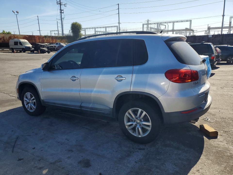 2016 Volkswagen Tiguan VIN WVGAV7AX6GW525884 COPART salvage auction — NORMAL WEAR, Ca - Dis/Dlr/Exp Only Clean Title, sold $1,700 on 2026-07-29 (photo 2)