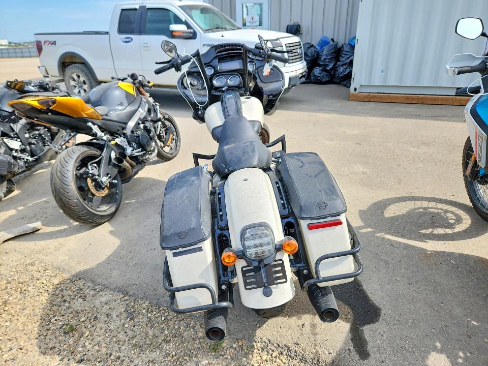 2023 Harley-davidson Road glide VIN 5HD1ACL37PB659367 COPART salvage auction — FRONT END, AB - BOS - NONREPAIRABLE, sold $7,200 on 2026-07-23 (photo 4)