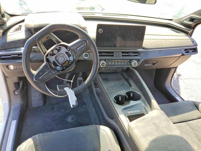 2024 Acura Zdx VIN 4W5KHNRL6RZ501403 COPART salvage auction — STRIPPED, Or - Dis/Dlr/Exp Only Salvage Title, sold $375 on 2026-07-31 (photo 8)